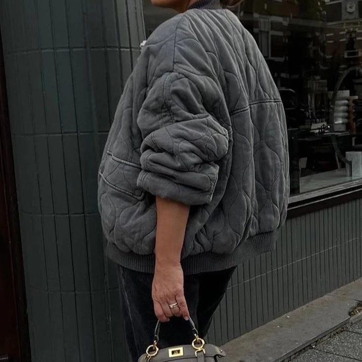 Jachetă bomber Lucy – Combinați stilul și confortul în viața de zi cu zi